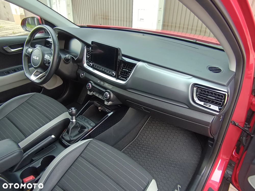 Kia Stonic 1.2 L - 9