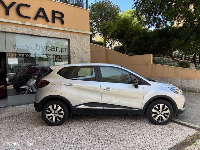 Renault Captur 0.9 TCE Exclusive - 30