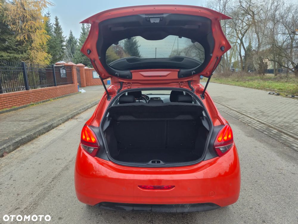 Peugeot 208 165 THP Stop & Start Allure - 10