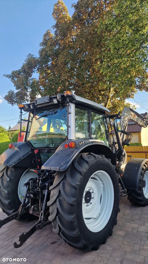 Valtra N121 HiTech, 130 koni, SISU 4cyl TURBO INTECOOLER, 141, 111, 101 - 5