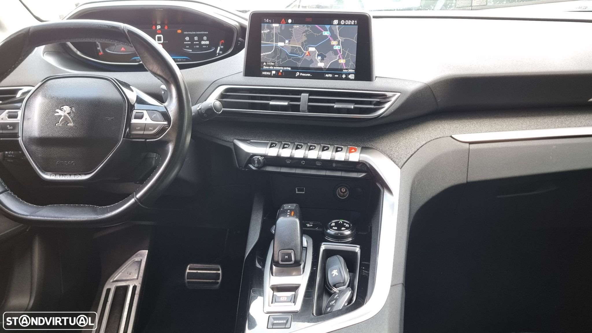 Peugeot 3008 1.2 PureTech Allure EAT6 - 8