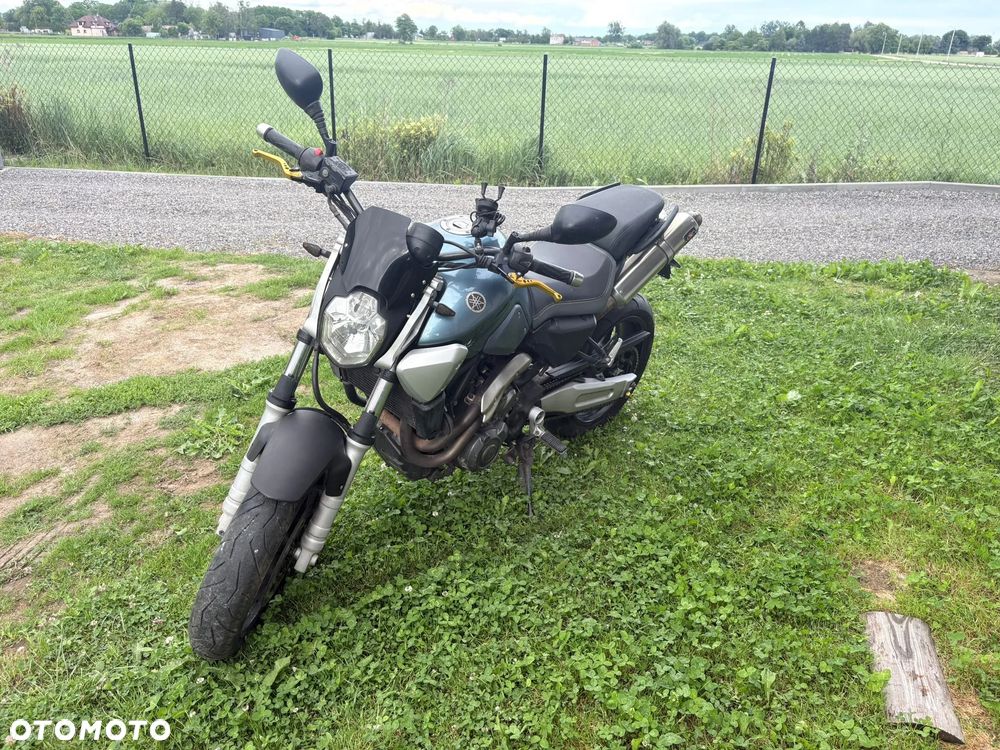 Yamaha MT - 4