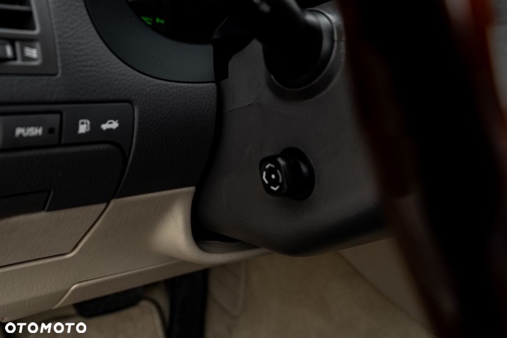 Lexus GS 450h - 29