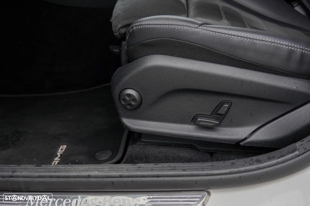 Mercedes-Benz GLC 300 e 4Matic - 10