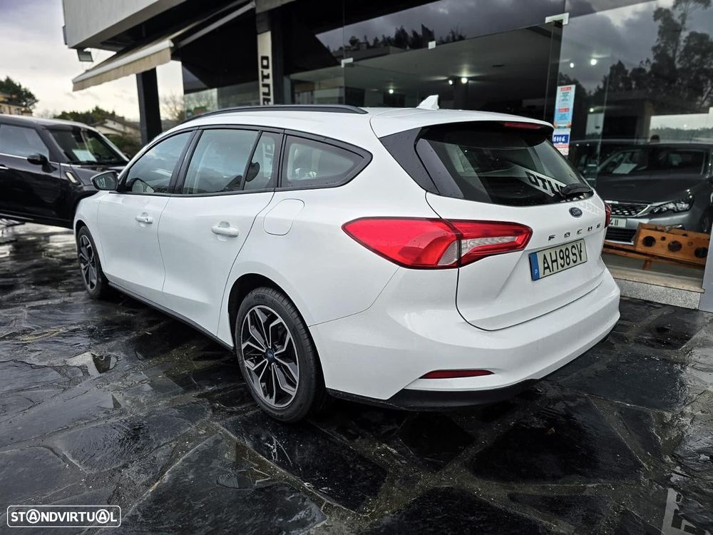 Ford Focus SW 1.5 TDCi EcoBlue Business - 6