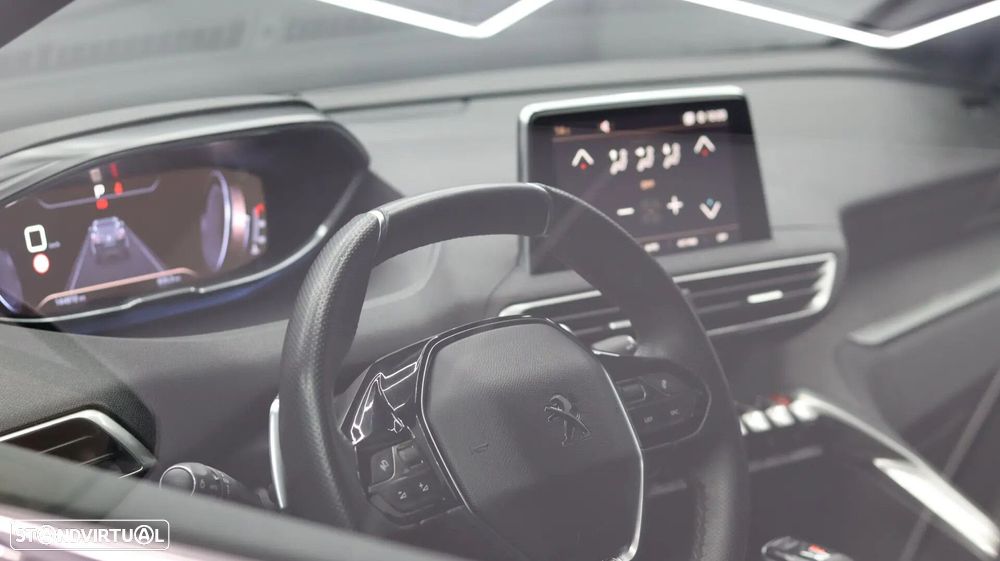 Peugeot 3008 1.5 BlueHDi GT Line EAT8 - 19