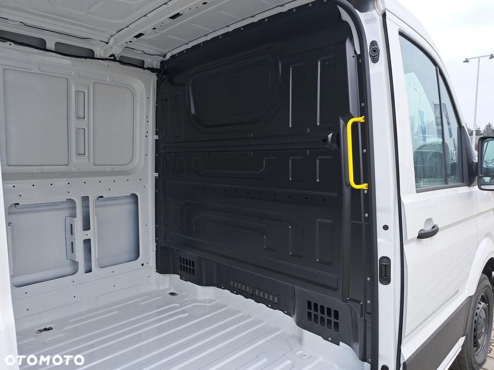 Volkswagen Crafter 35 furgon , 2,0 TDI 177KM, przedni, 6-bieg manualna 3640 mm, Euro 6 - 23