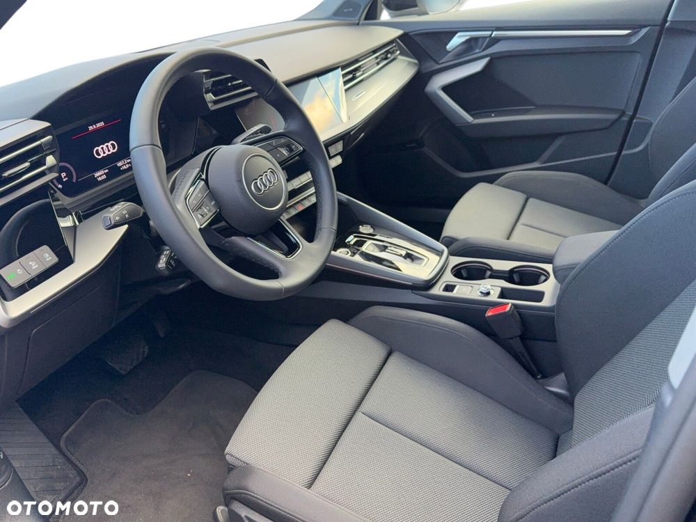 Audi A3 Sportback - 11