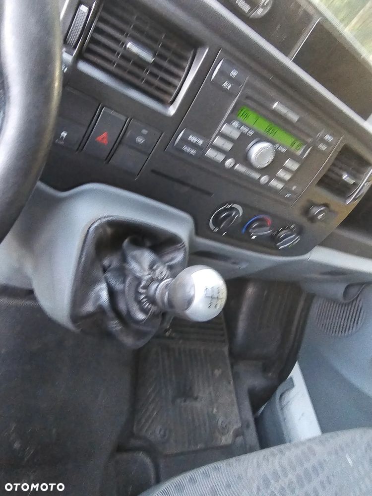 Ford Transit - 10