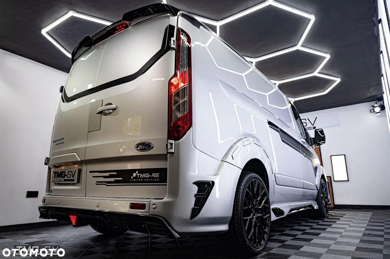 FORD TRANSIT CUSTOM  - SWB 2018 -2024 BODY KIT ZESTAW OSPOILEROWANIA - 4