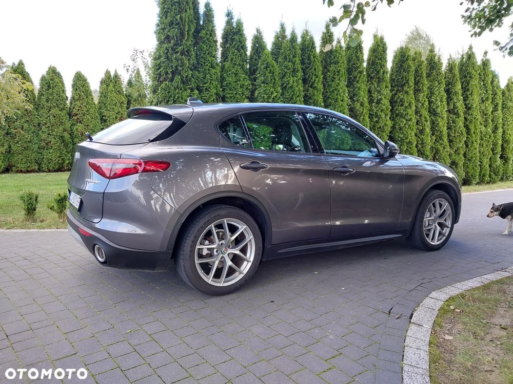 Alfa Romeo Stelvio 2.2 JTDM Q4 - 5