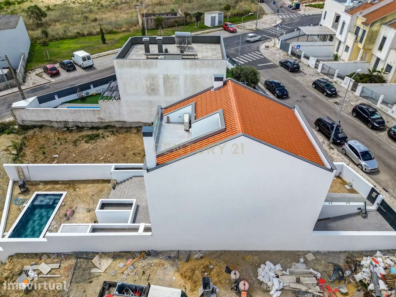 Moradia T4 com piscina em Caneças - Grande imagem: 3/60