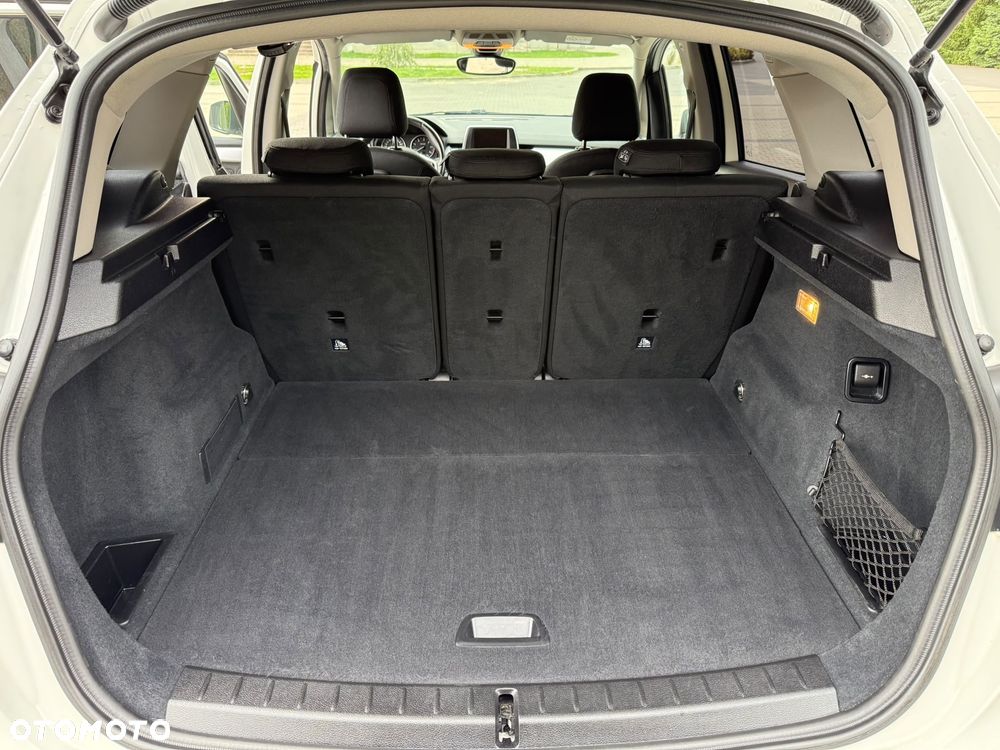 BMW Seria 2 216d - 34