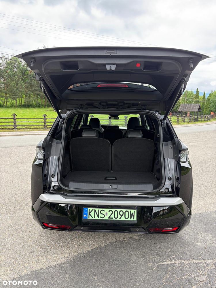 Peugeot E-5008 73kWh GT Exclusive - 14
