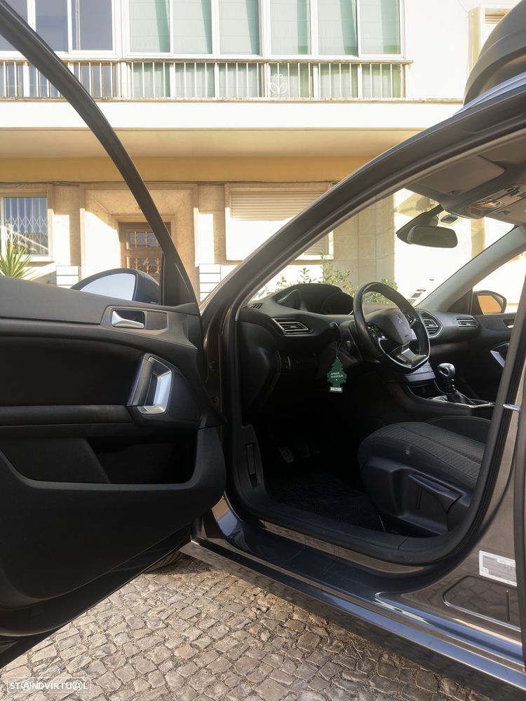 Peugeot 308 SW 1.5 BlueHDi Allure - 15