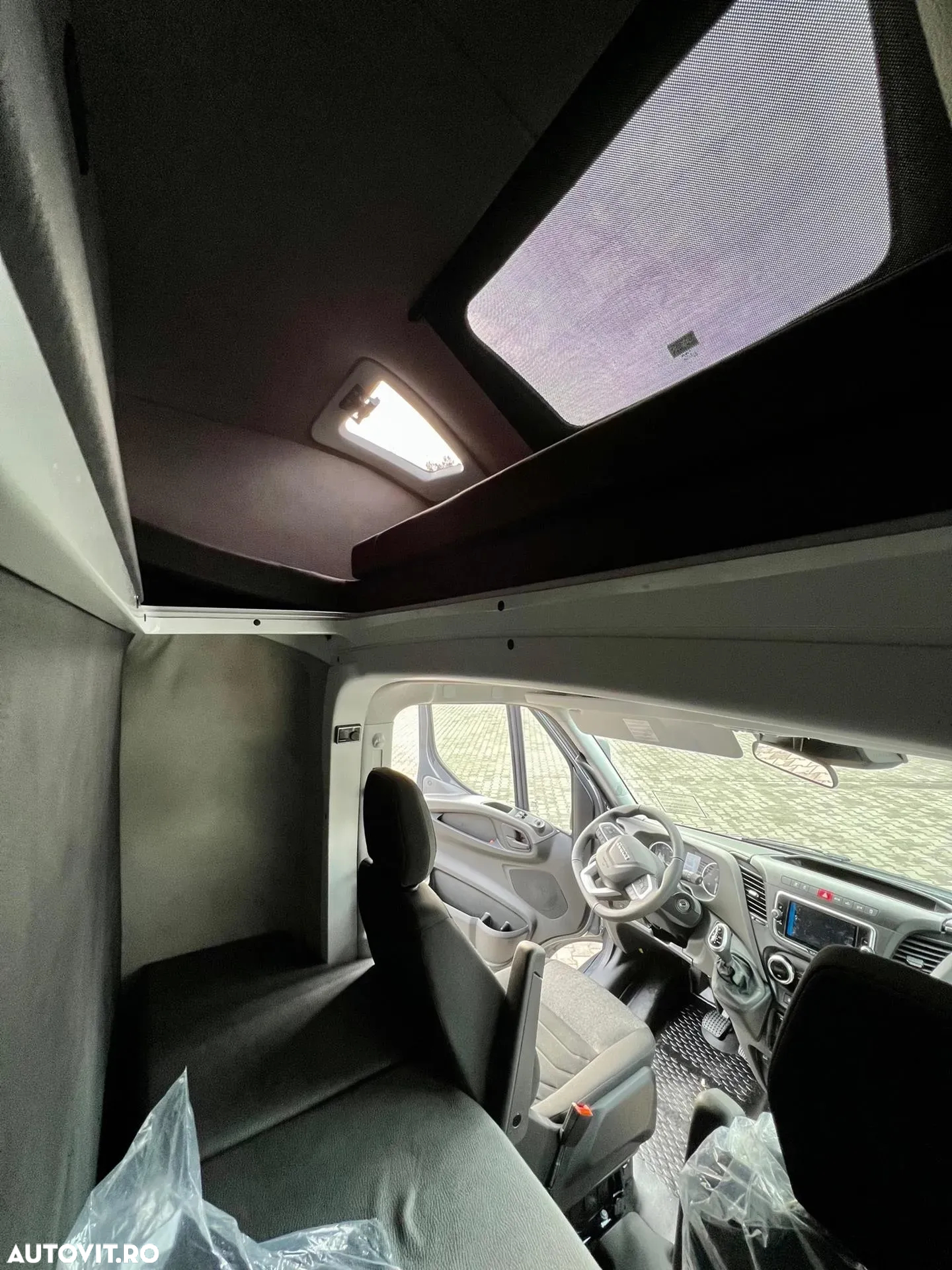 Iveco DAILY 3,0 TURBO 160 CP PREVAZUT CU SUPRASTRUCTURA CU PRELATA SI LIFT - 9