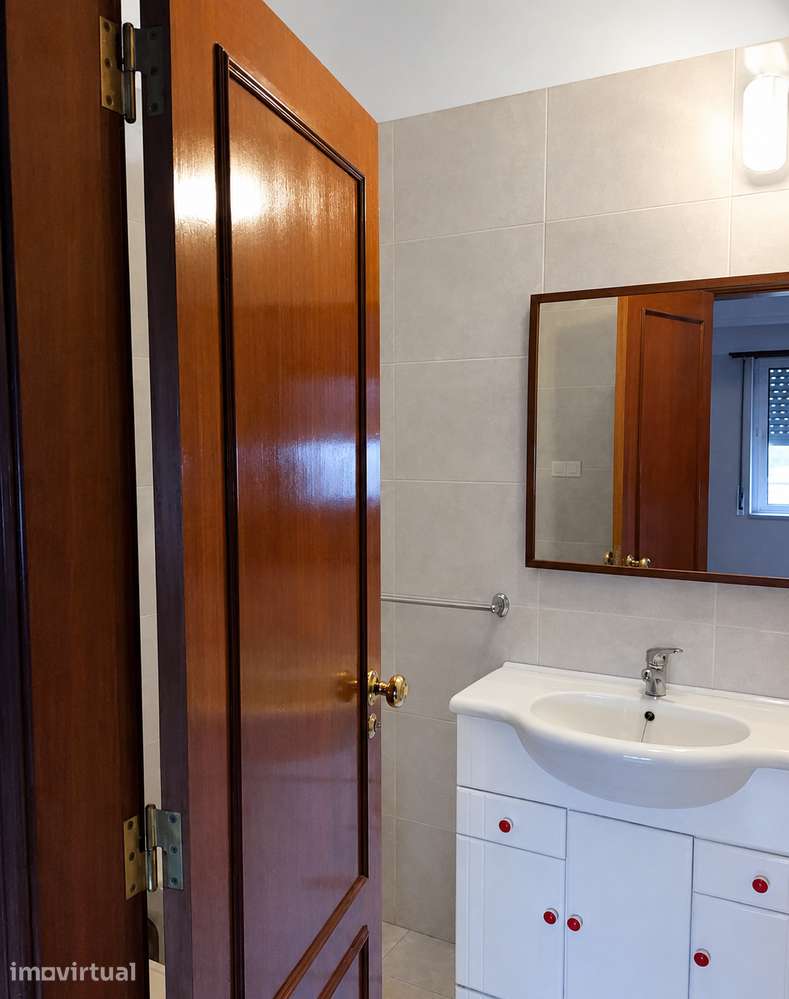 Apartamento T3 localizado em Odivelas (Bairro Codivel) - Grande imagem: 5/8