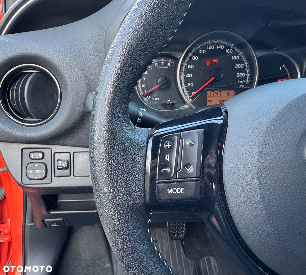 Toyota Yaris 1.33 Selection Vibe - 21