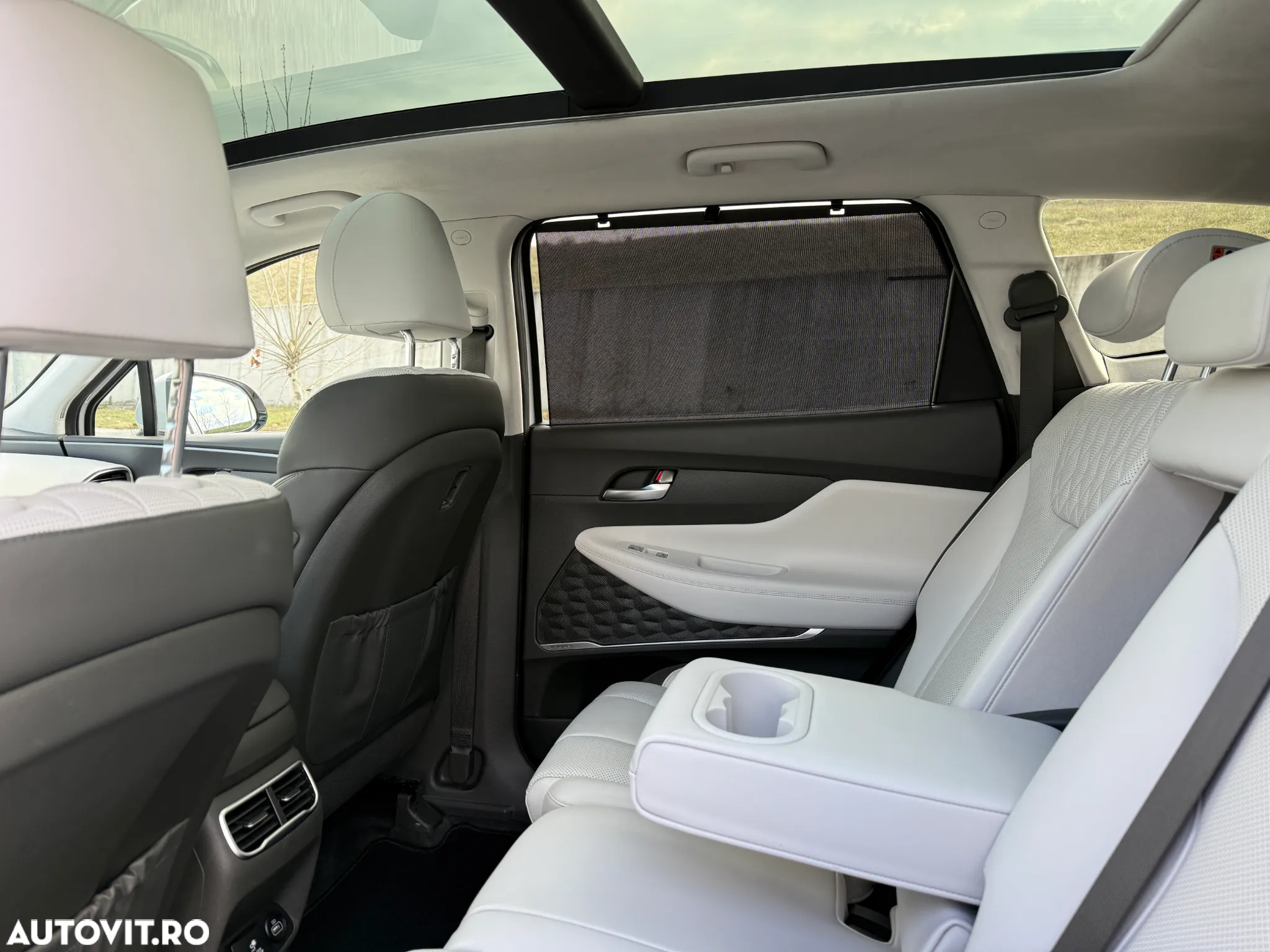 Hyundai Santa Fe 2.2 CRDi 4WD SEVEN Signature - 32