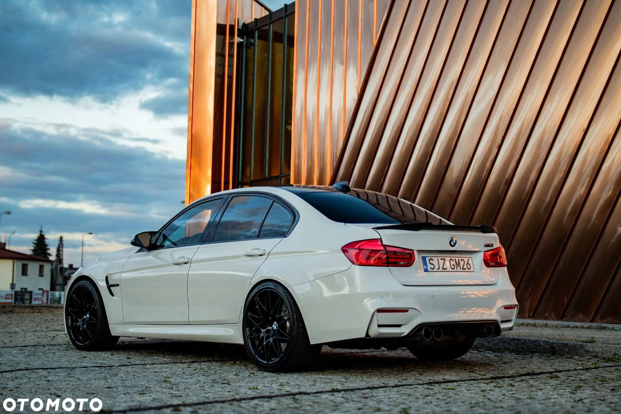 BMW M3 DKG - 8