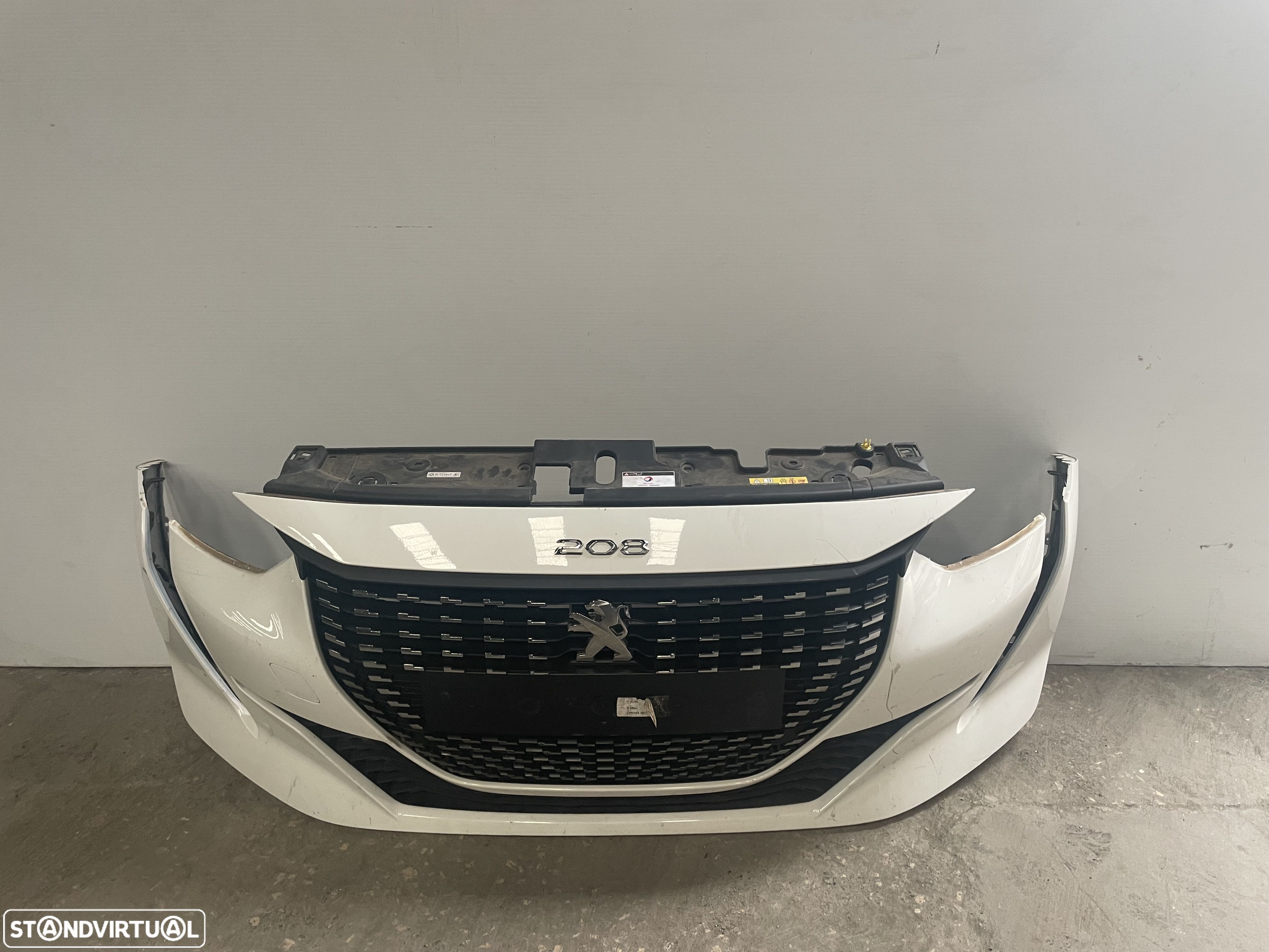 Parachoques Frente Peugeot 208 II'19 - 1