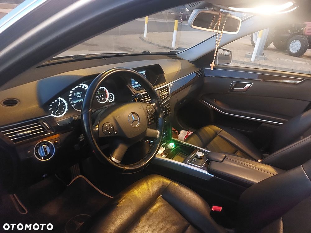 Mercedes-Benz Klasa E 200 CDI BlueEff Elegance - 11