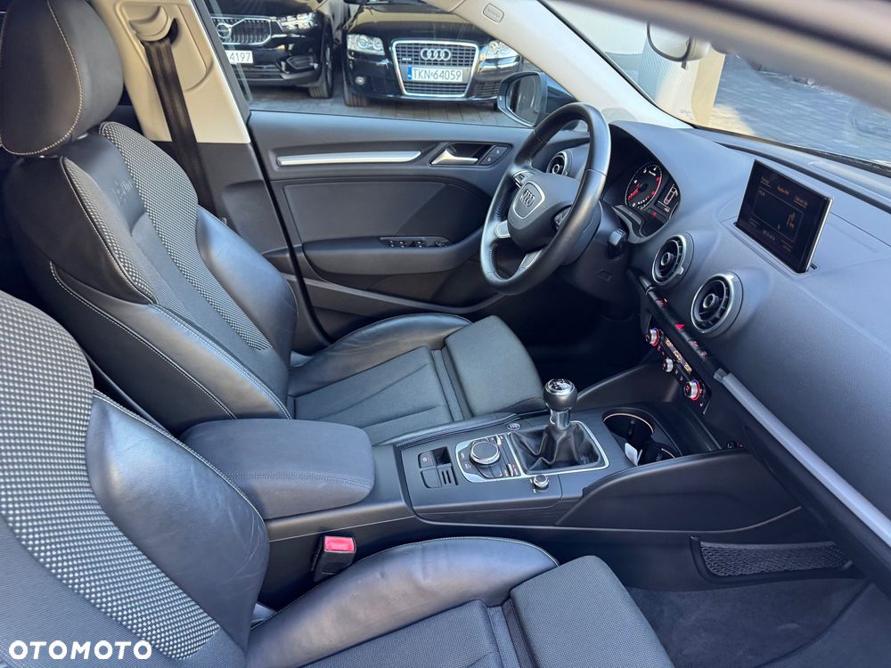 Audi A3 Sportback 2.0 TDI - 28