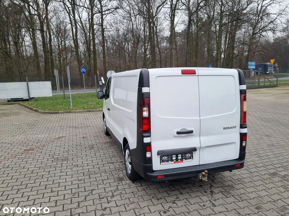 Renault Trafic - 9