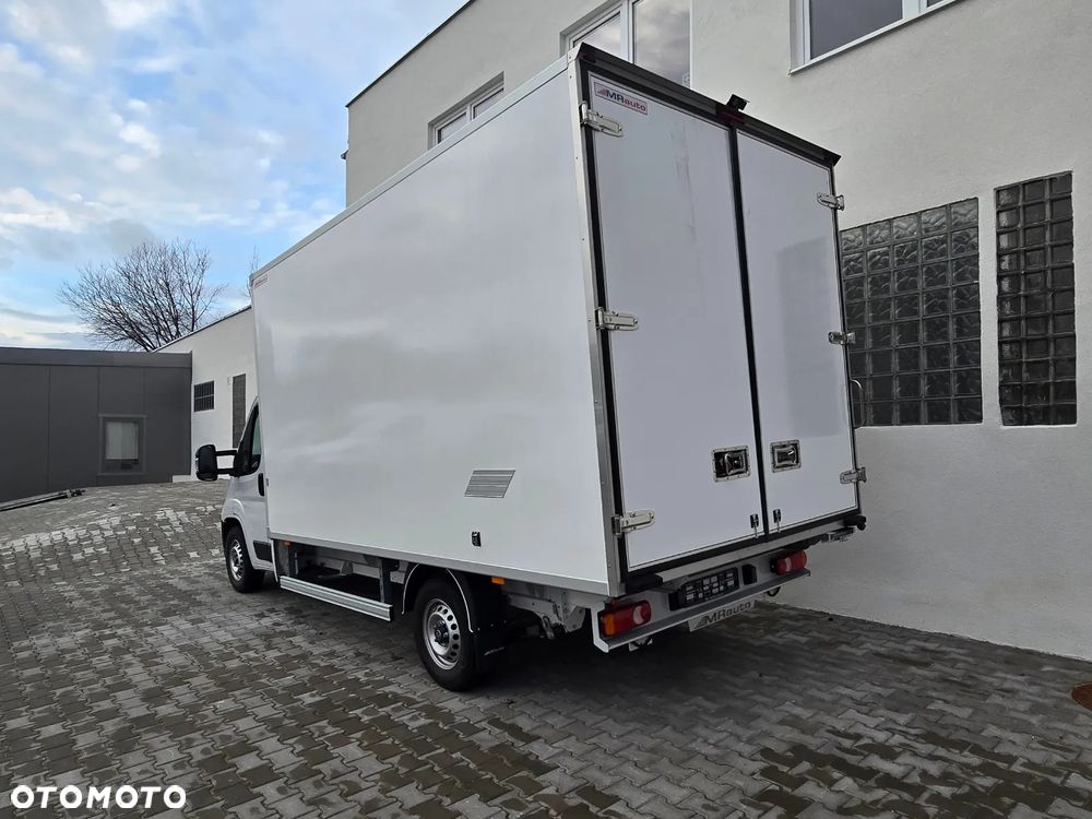 Toyota Proace Max Kontener - 5