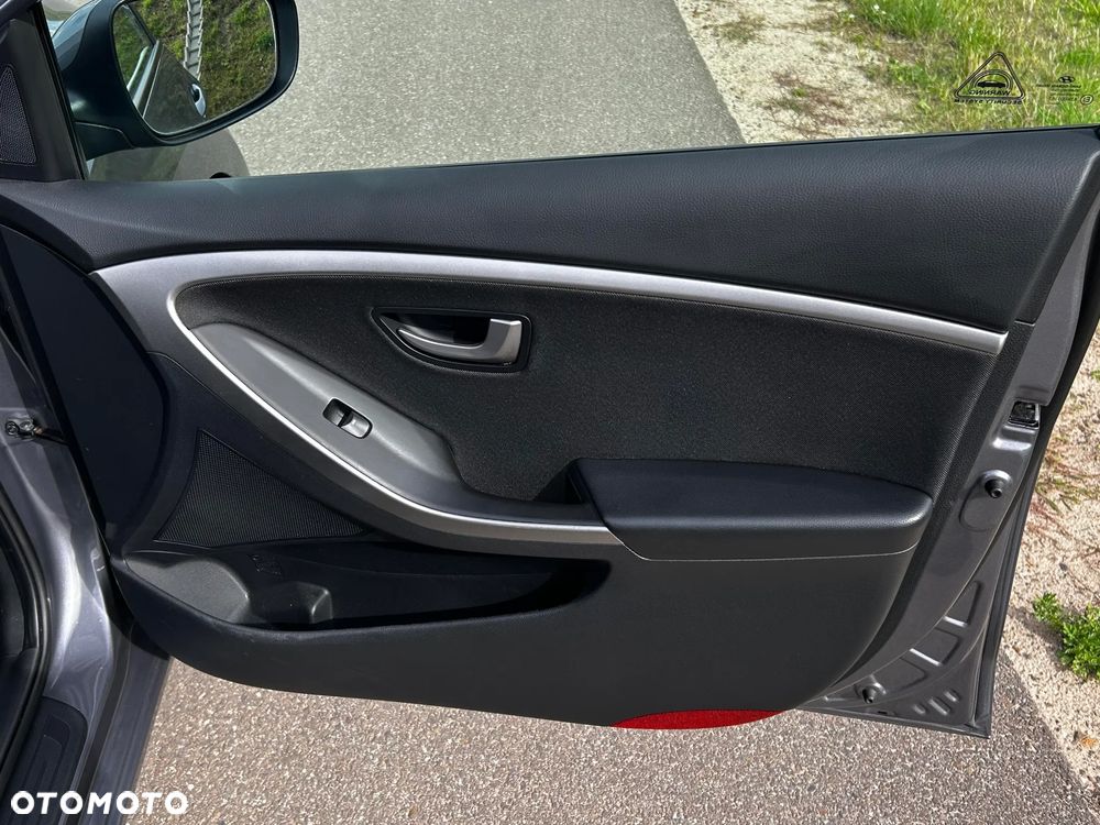 Hyundai i30 i30cw 1.4 Trend - 9