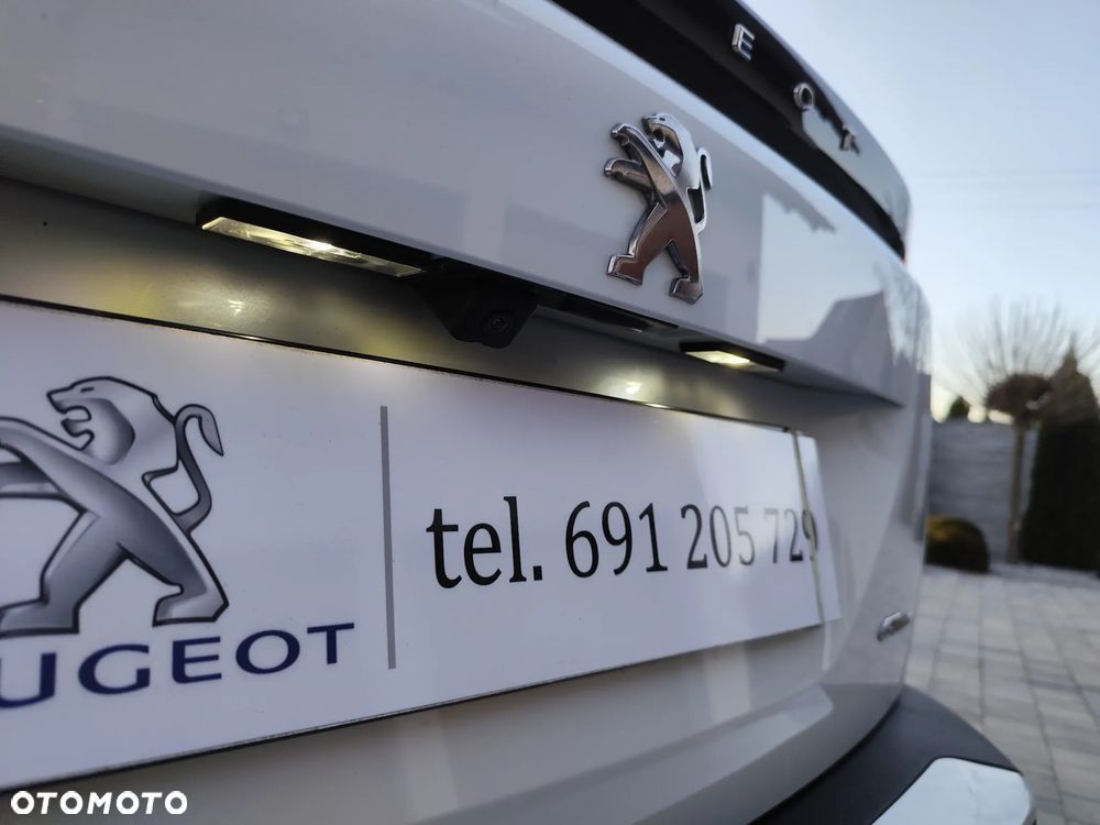 Peugeot 2008 1.2 PureTech GT Line S&S - 21