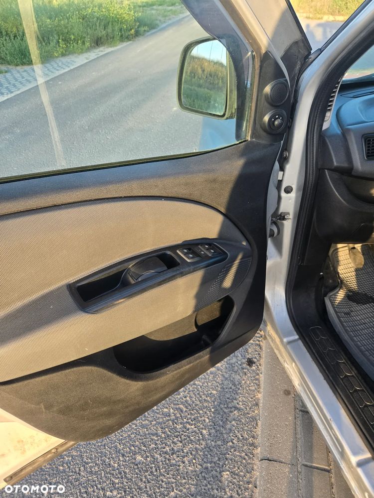Fiat Doblo Maxi Active - 10