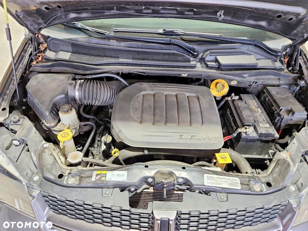 Dodge Grand Caravan 3.6 R/T - 36