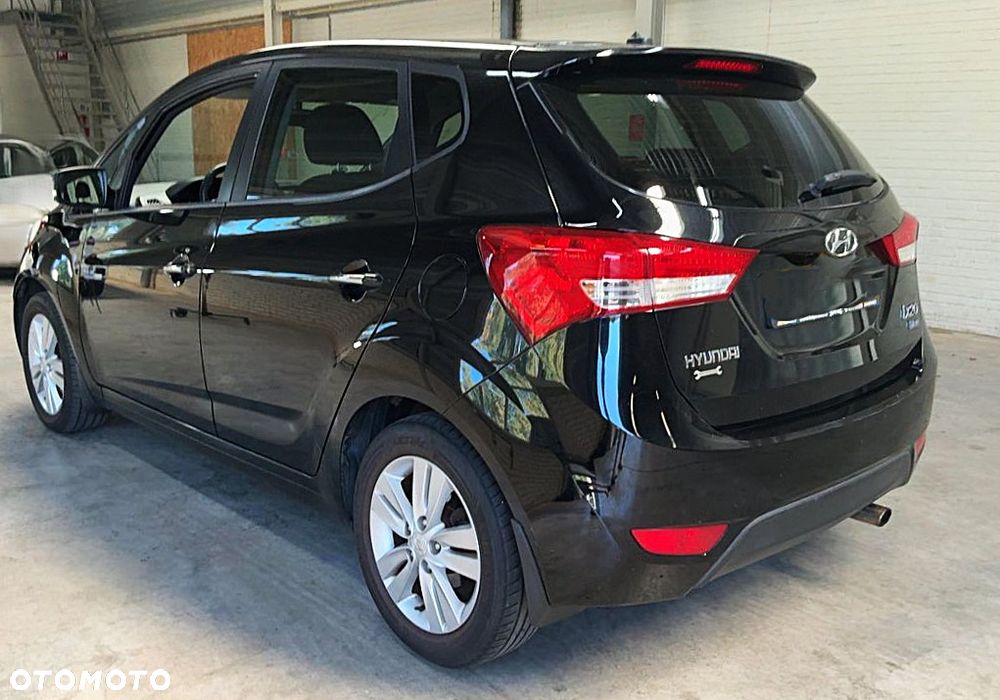 Hyundai ix20 1.4 blue YES Gold - 2