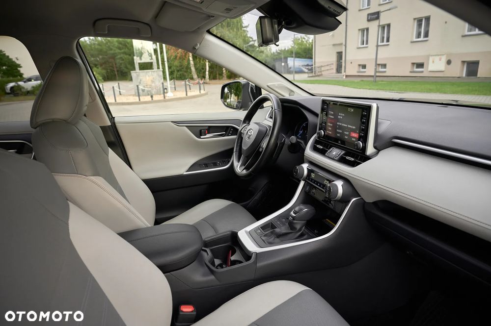 Toyota RAV4 2.5 Hybrid Executive 4x2 - 28