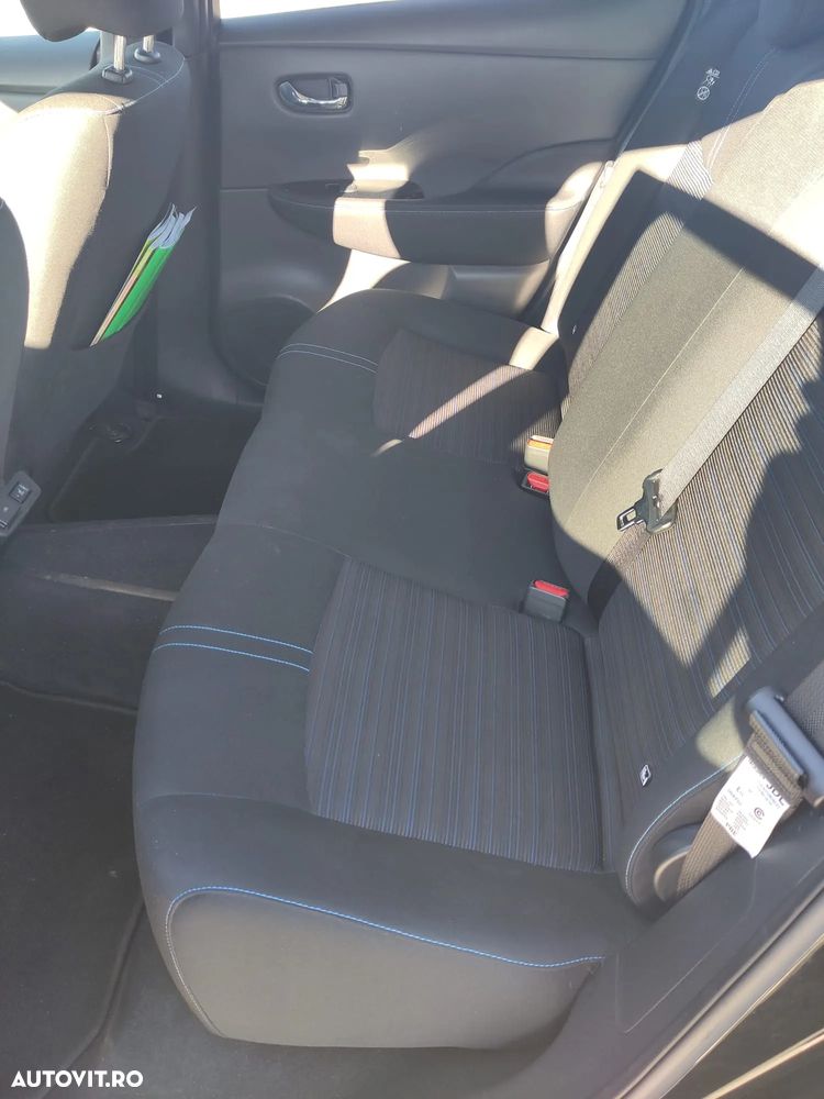 Nissan LEAF 40 kWh N-Connecta - 12