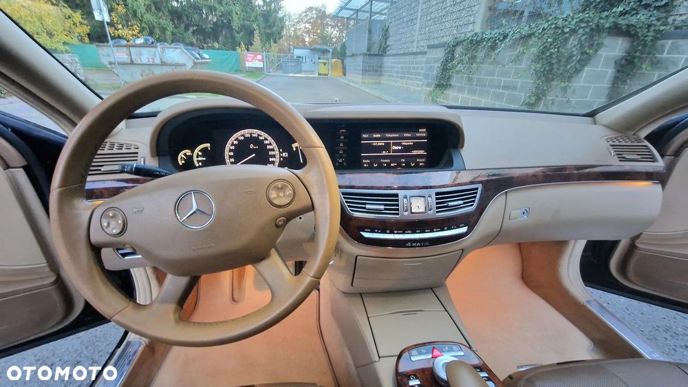 Mercedes-Benz Klasa S 320 CDI 4Matic DPF 7G-TRONIC - 19