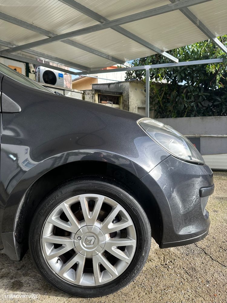 Renault Clio 1.2 TCE Dynamique S - 9