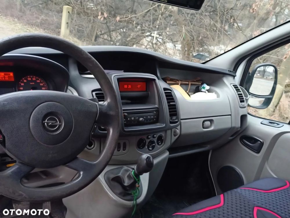 Opel Vivaro - 2