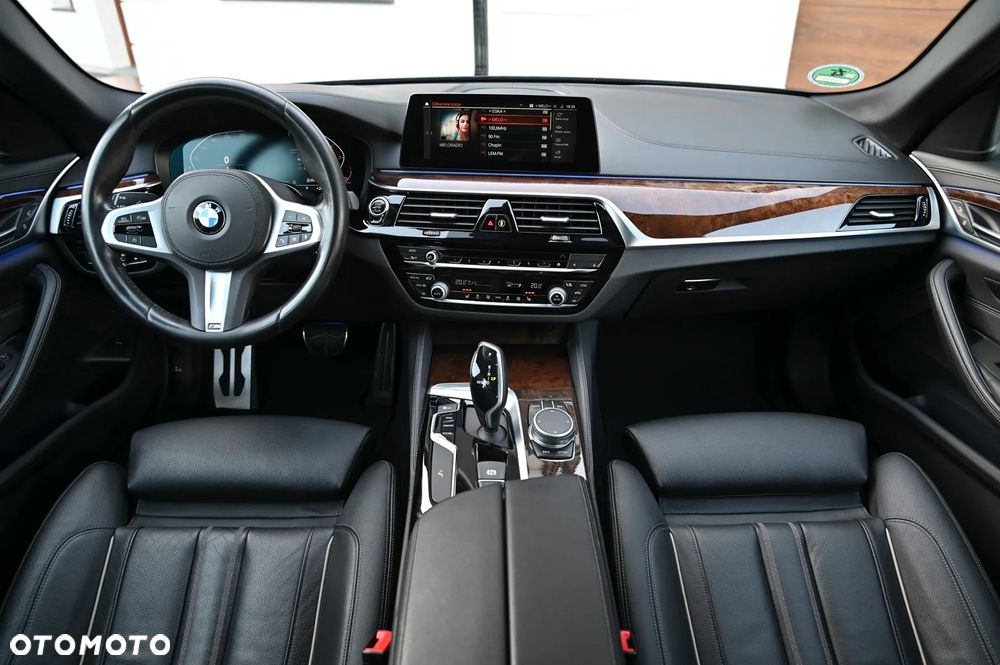 BMW Seria 5 - 32