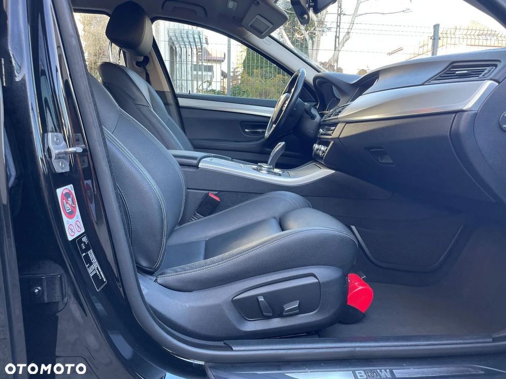 BMW Seria 5 520d - 15