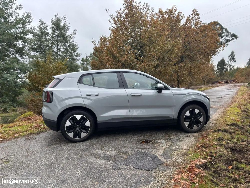 Volvo EX30 69 kWh Single Motor Extended Range Plus - 7