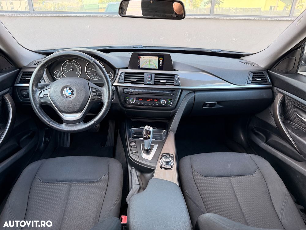 BMW Seria 3 318d Aut. Modern Line - 25