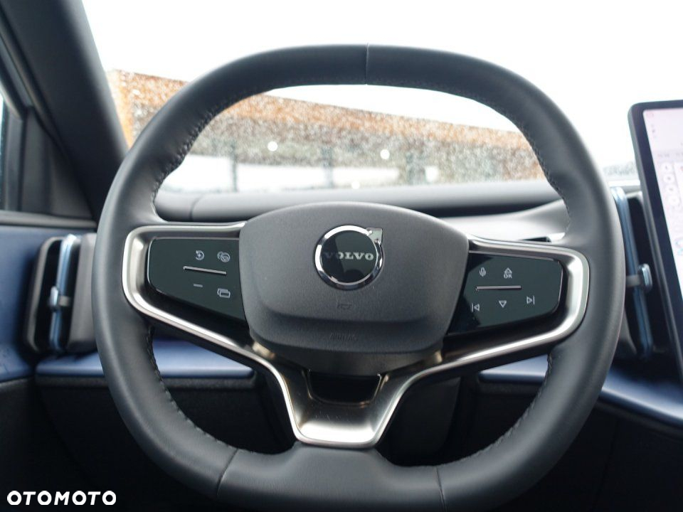 Volvo EX30 - 9