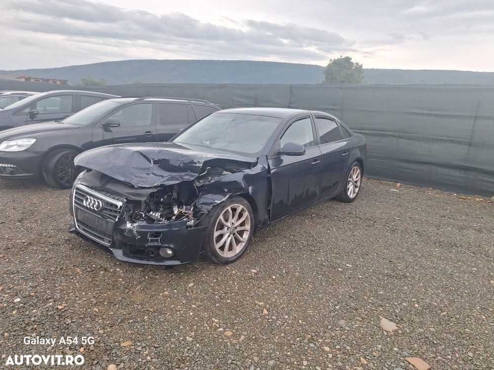 Dezmembrez Audi A4 B8 limuzina motor 2.7 tdi CGKA cod culoare Z5A - 3