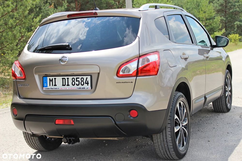 Nissan Qashqai 2.0 360 - 5