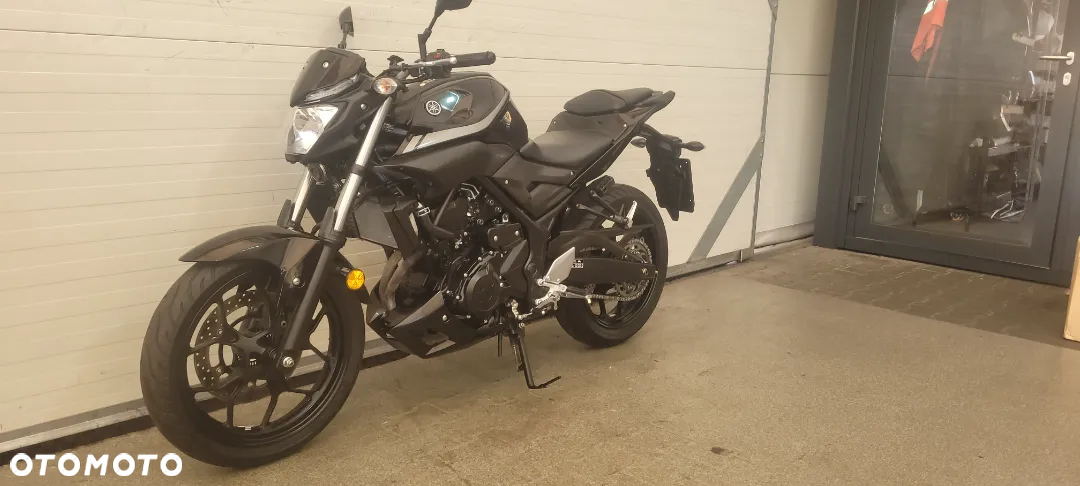 Yamaha MT - 9