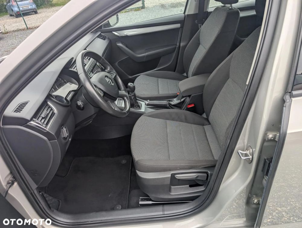 Skoda Octavia 1.4 TSI Ambition - 3