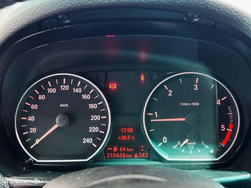 BMW 118 d Coupe - 23