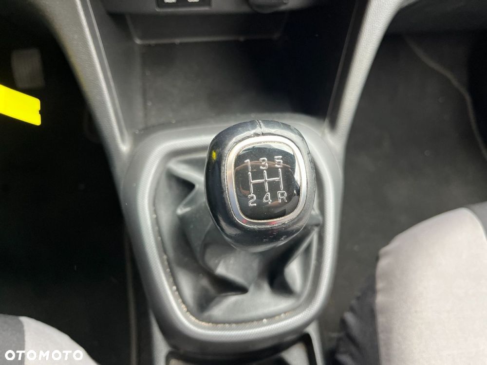 Hyundai i10 - 13